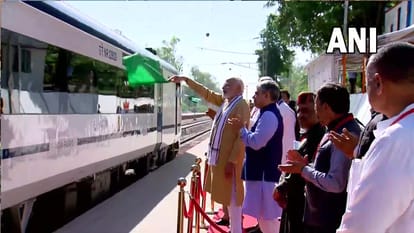 Union Budget 2023: Railway budget expectations and previous budget analysis