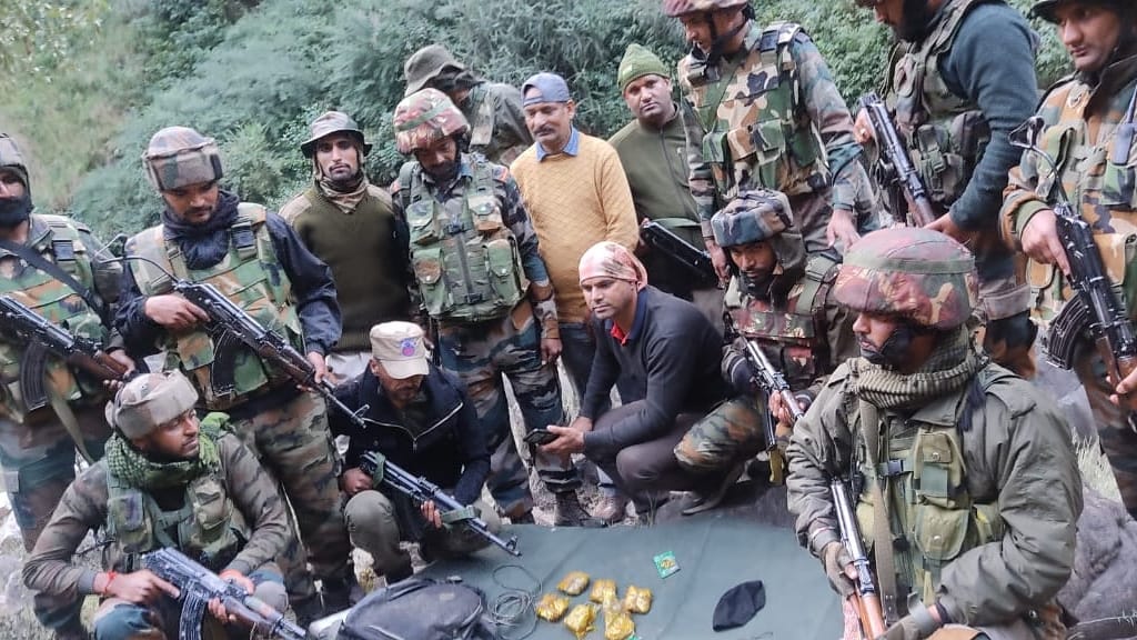 ramban Suspected IED recovered with photos and map of bridges