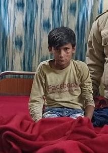 Almora News: Father fight with leopard to Save his Son
