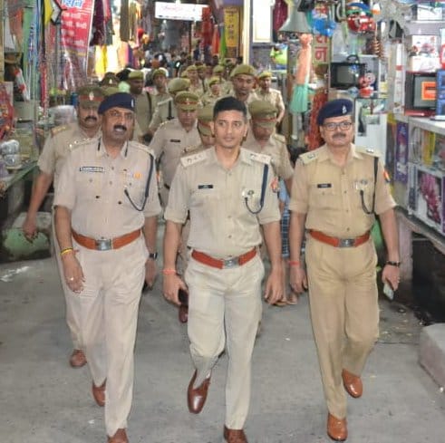 SP took stock of security arrangements  by marching on foot