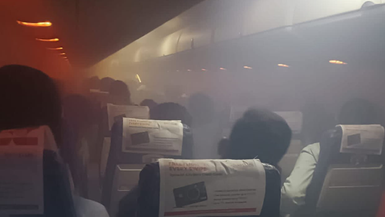 Emergency Landing: DGCA's instructions on 'smoke in the plane', SpiceJet got oil samples sent to Canada