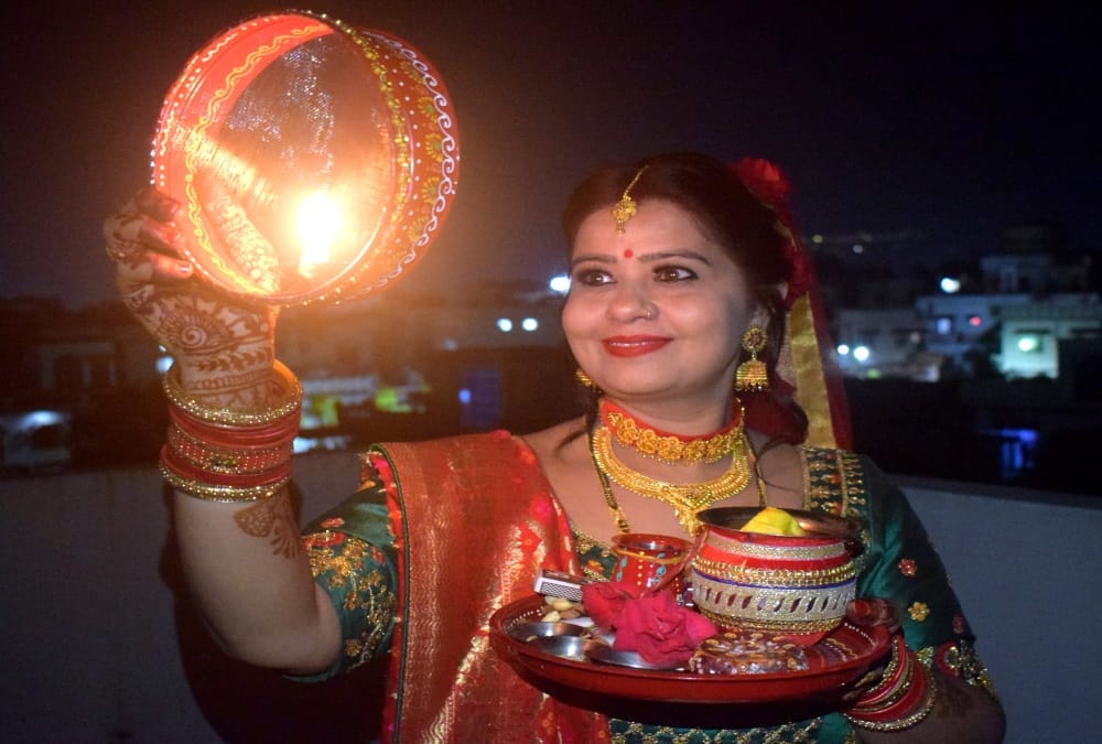 Karwa Chauth 2022 celebration in uttarakhand photos