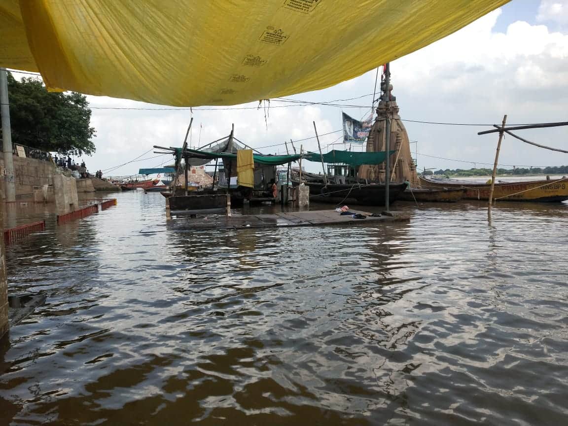 Ganga Water Level Rising Again In Varanasi before dev deepawali 2022 people surprised