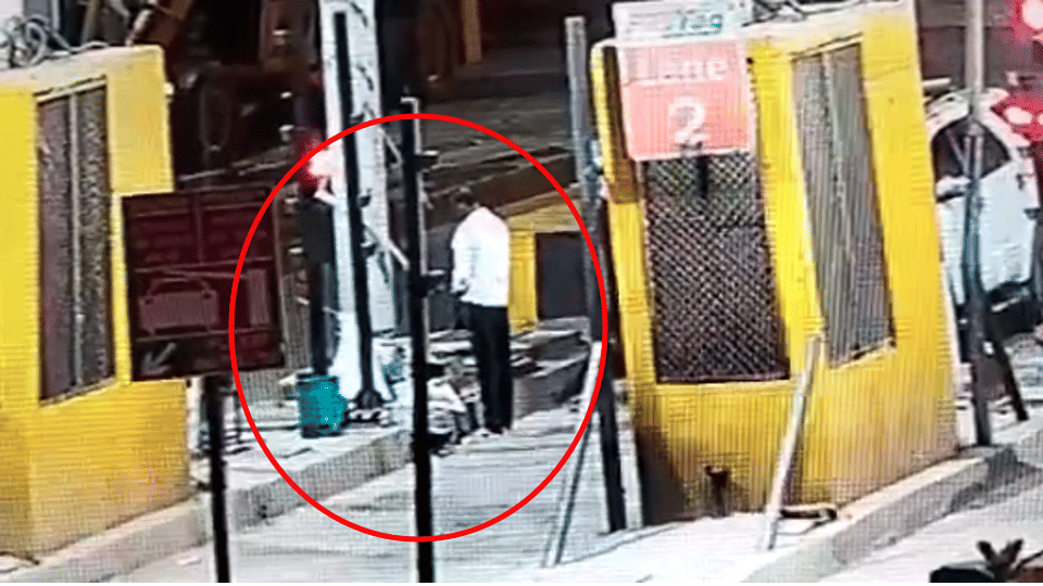 MP Politics: BJP leader tore poster of his own district president in Bhind, then did this dirty work