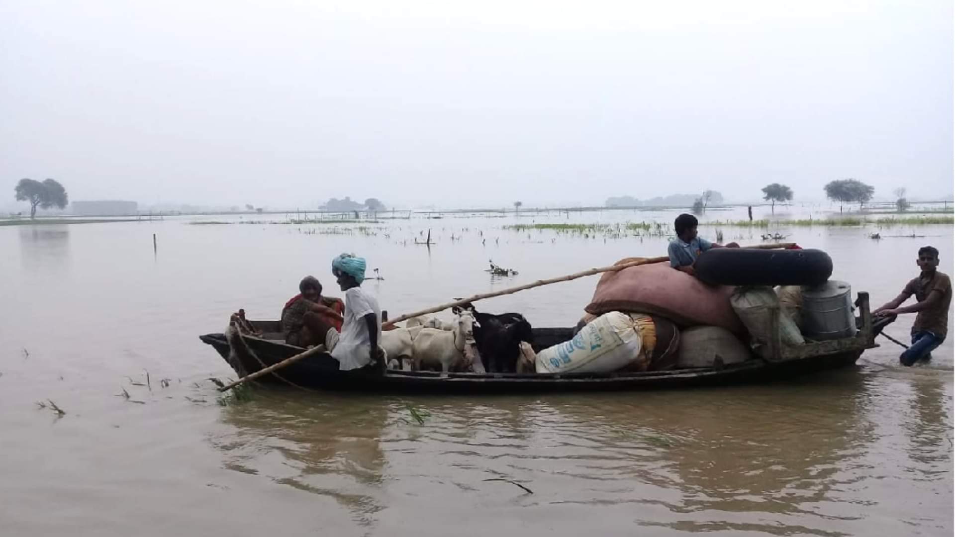 गोरखपुर में बाढ़।