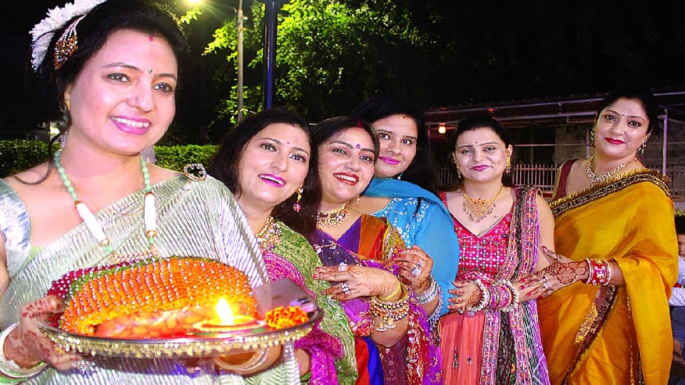 Karvachauth celebrated with pomp in Jammu Kashmir
