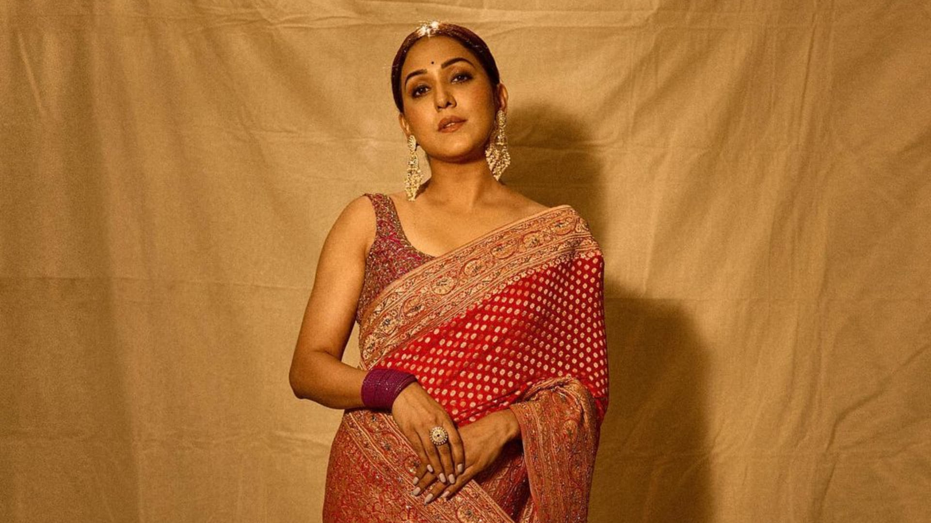singer neha kakkar neeti mohan beautiful look in karwa chauth 2022