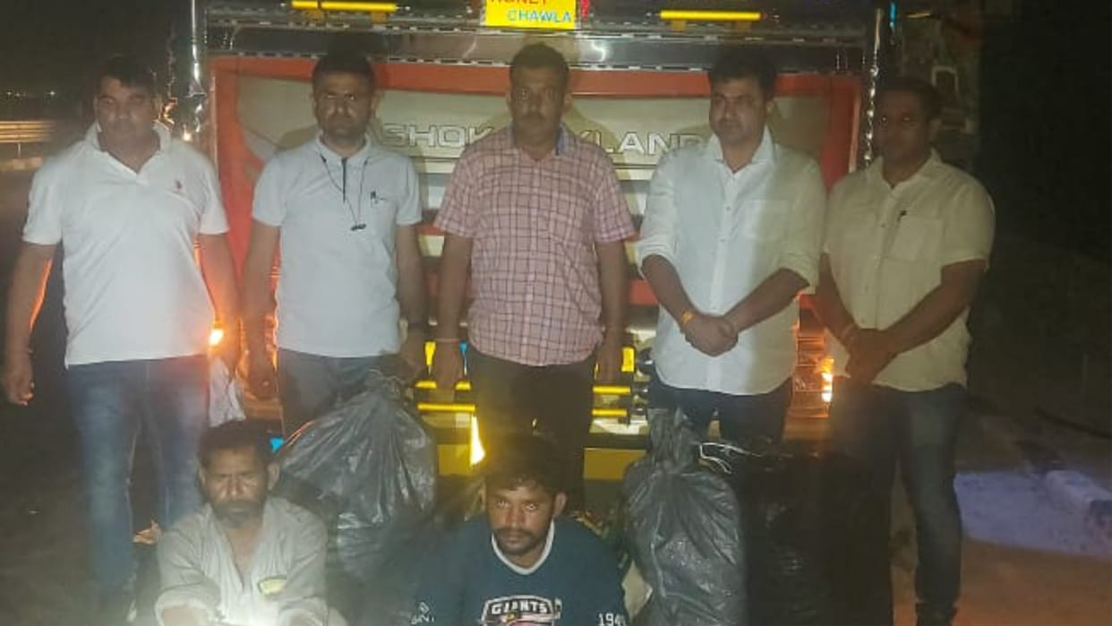 Accused caught smuggling drugs under the guise of fridge and suitcase in Jind
