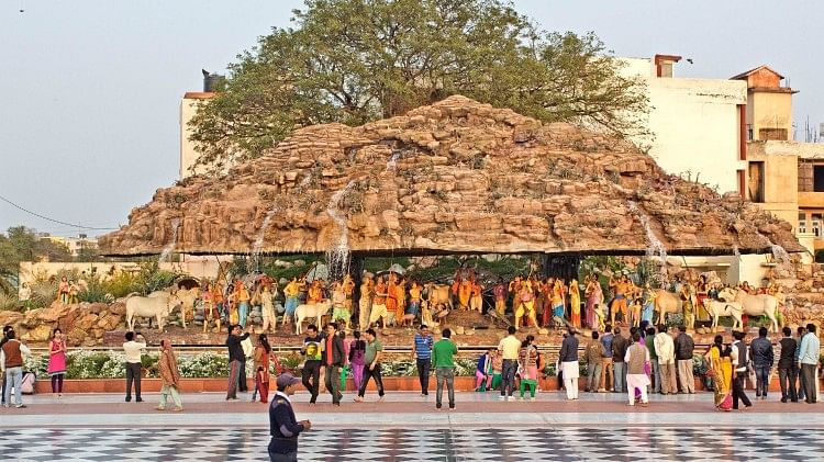 Govardhan Puja 2023:जानना है गोवर्धन पूजा का महत्व तो घूम आएं कान्हा की नगरी, बजट में बनाएं प्लान – Govardhan Puja 2023 Celebration In Mathura Vrindavan Budget Trip On Diwali