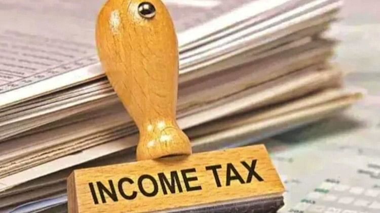 Insurance companies and intermediaries committed tax evasion of Rs 30000 crore by showing less expenses