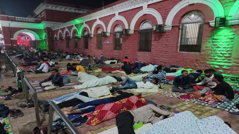 PET 2022 preliminary qualifying examination held at 83 centers in Agra district