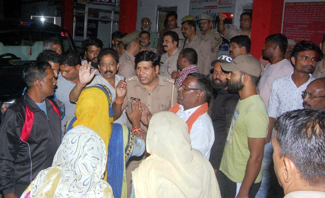 Uproar created by placing dead body in city Kotwali