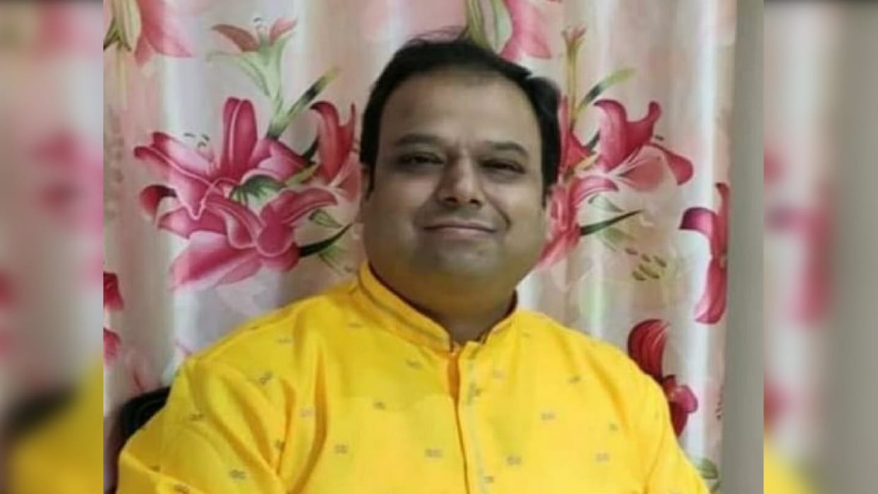 LIC officer dies after falling from 4th floor in Rajnagar Extension og Ghaziabad