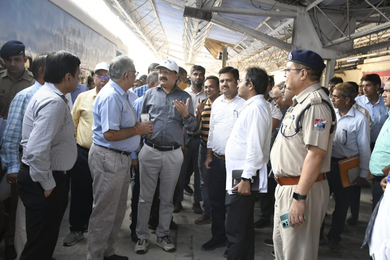 railway,inspection,gonda