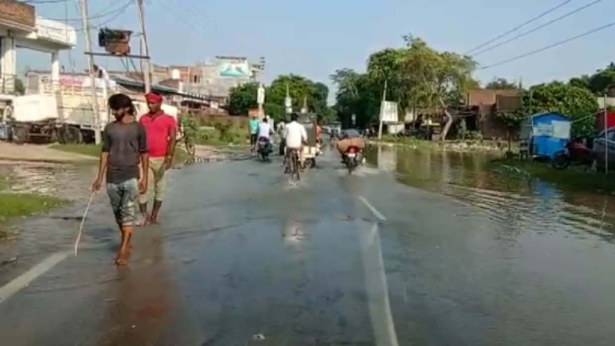 Flood water at many places on Ramjanki Marg Gorakhpur