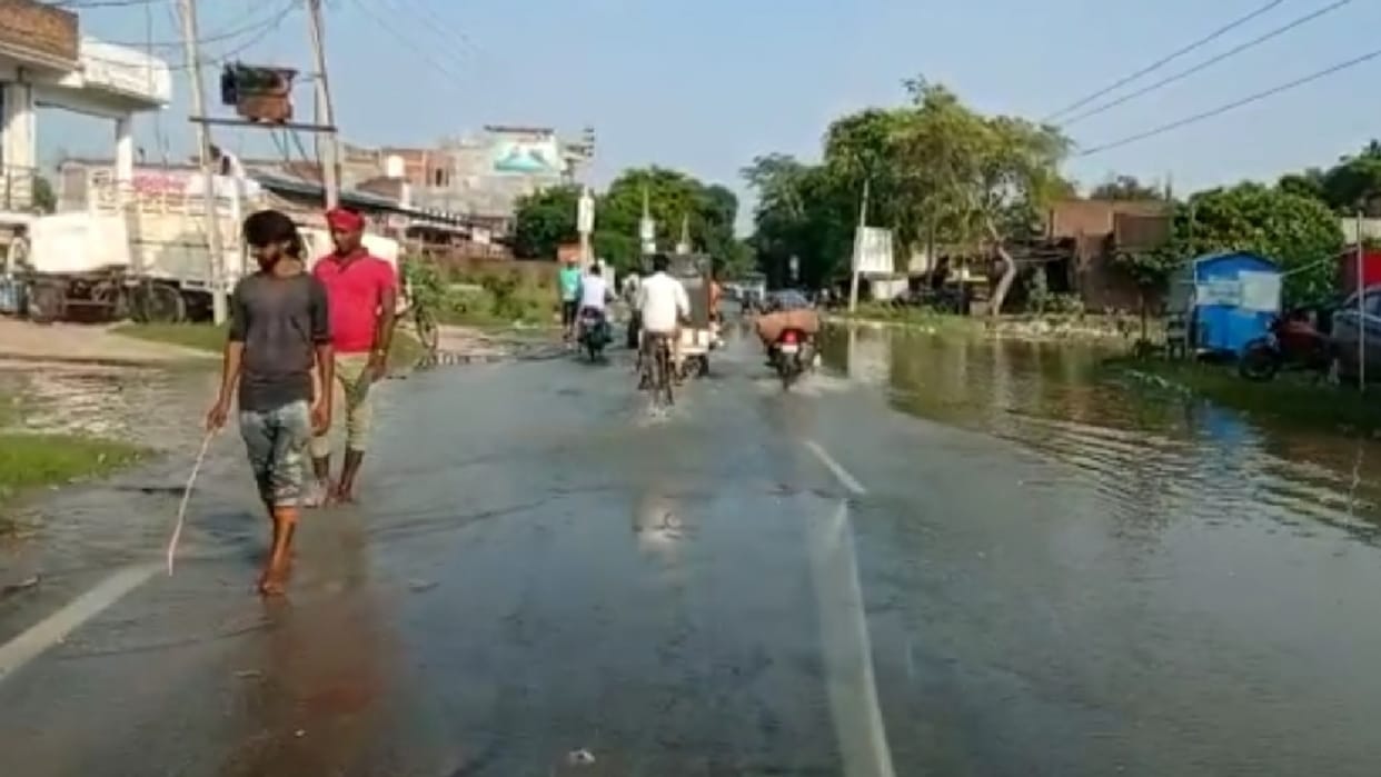 Flood water at many places on Ramjanki Marg Gorakhpur