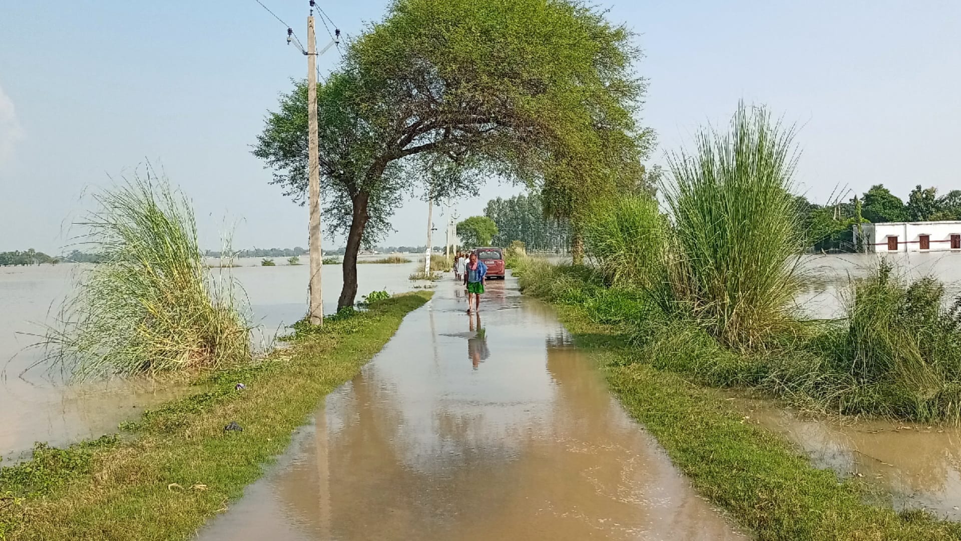 Flood water at many places on Ramjanki Marg Gorakhpur