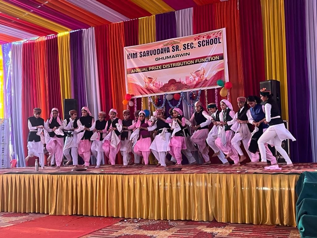Him sarvodya school prize disribution  in ghumarvi