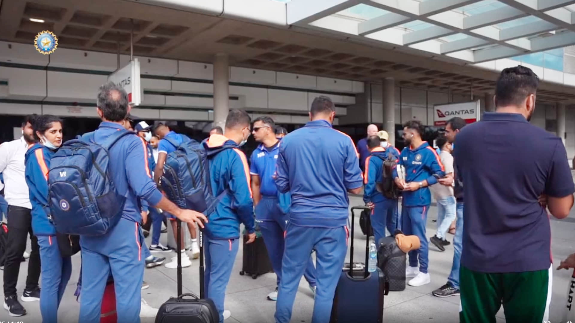 T20 WC: Team India reached Brisbane for two practice matches, Virat Kohli Axar Patel Rishabh Pant Suryakumar