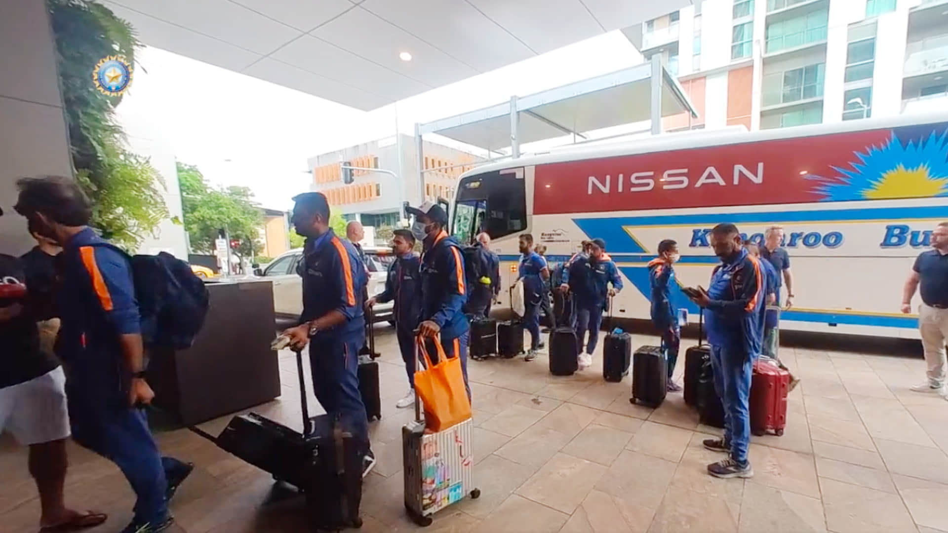 T20 WC: Team India reached Brisbane for two practice matches, Virat Kohli Axar Patel Rishabh Pant Suryakumar