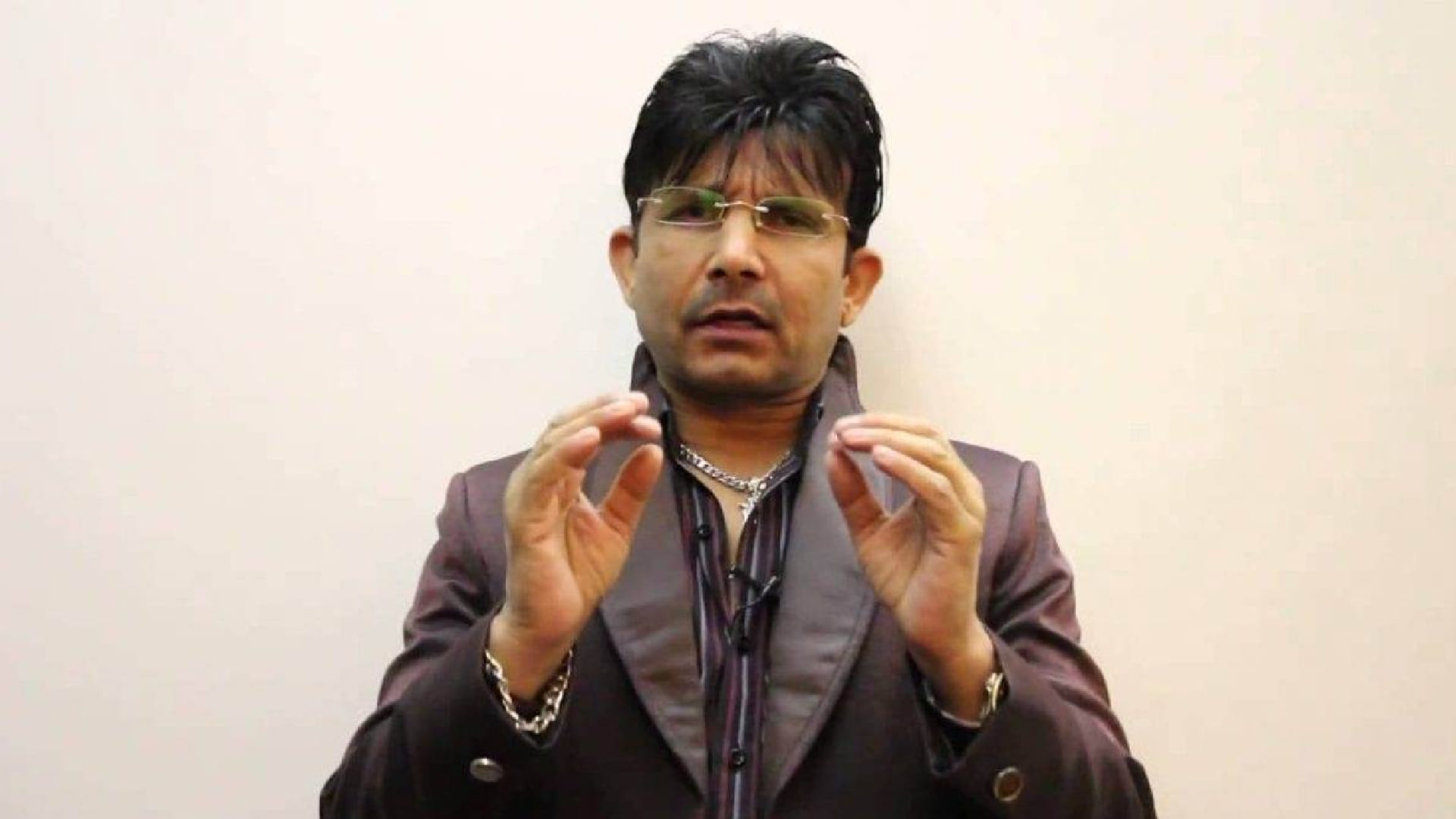 Kamaal R Khan Urf KRK Commented on Shahrukh Khan SRK targeted actors upcoming film pathaan