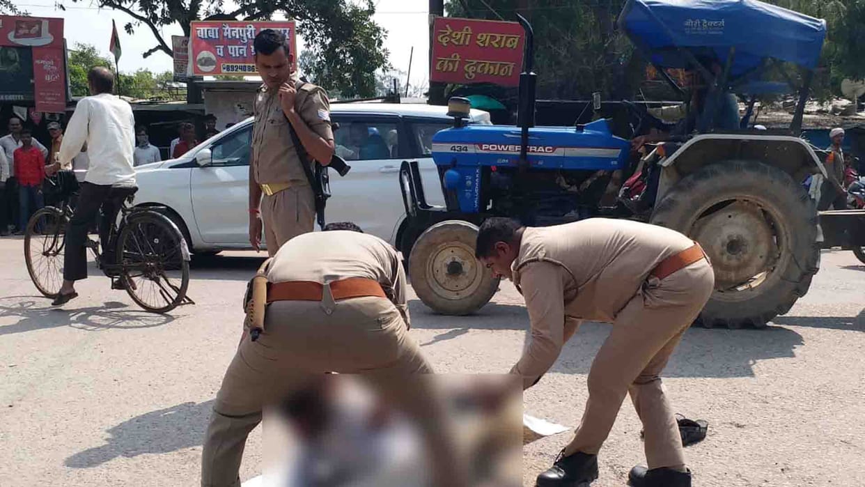 Kanpur: One people died in a truck collision