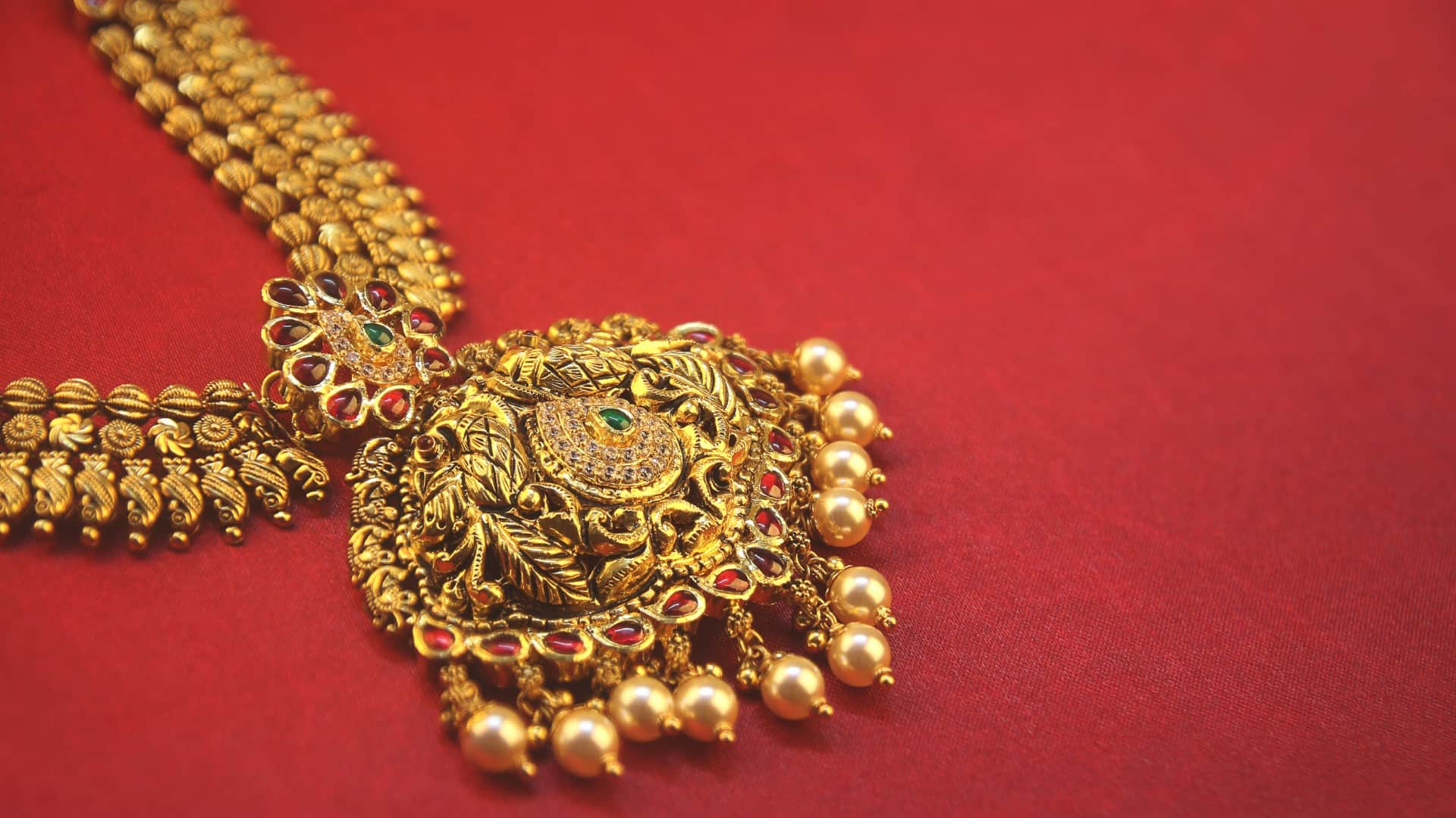 Dhanteras 2022 Shopping Purchase These Jwellery For Life Partner in Hindi