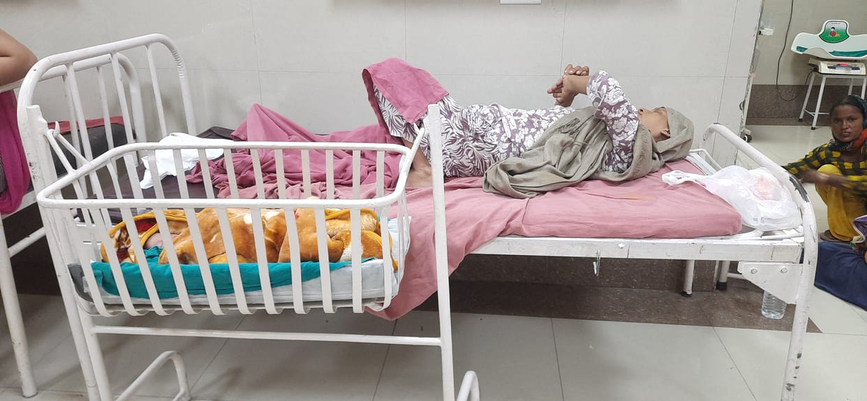 The prince of whose courtyard was born in the women's hospital