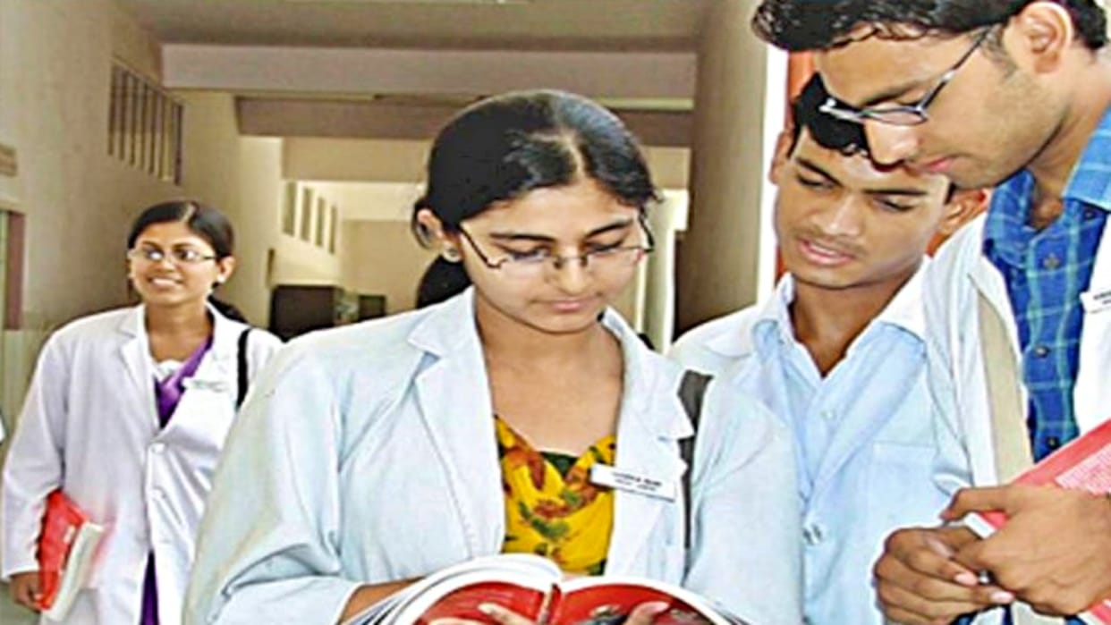 First time in country MBBS will be taught in Hindi Amit Shah will release