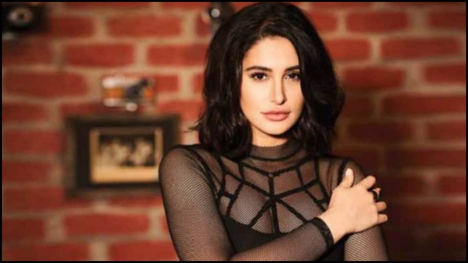 Nargis fakhri talk about bollywood dark secret and depression said People have three faces in this industry