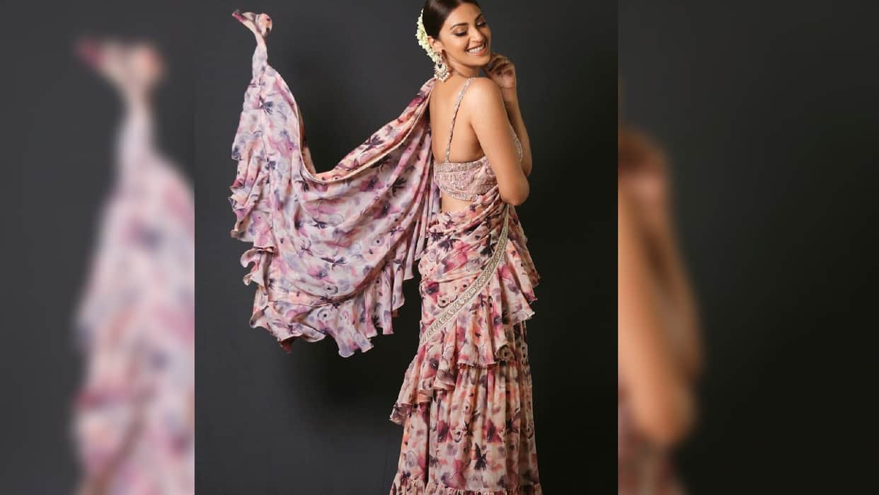 make stylish look in bhai dooj 2022 with ruffle saree like bollywood actress