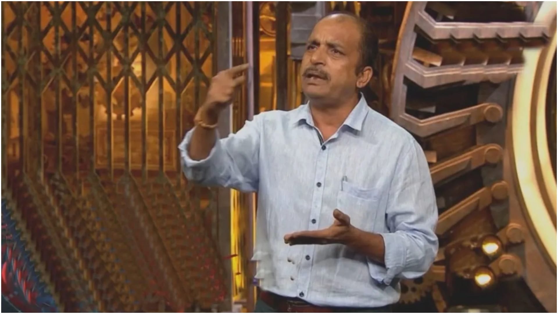 Bigg Boss 16 Tina Datta father angry reaction on Sumbul Tauqeer father, said dusre ki beti ko niche mat dikhao