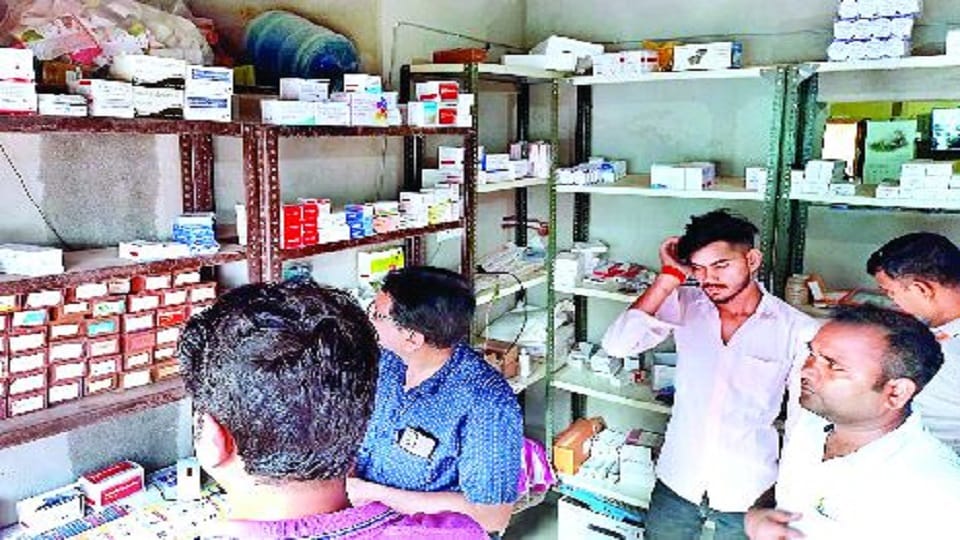 health department Big action two jholachap clinic sealed in Sikri