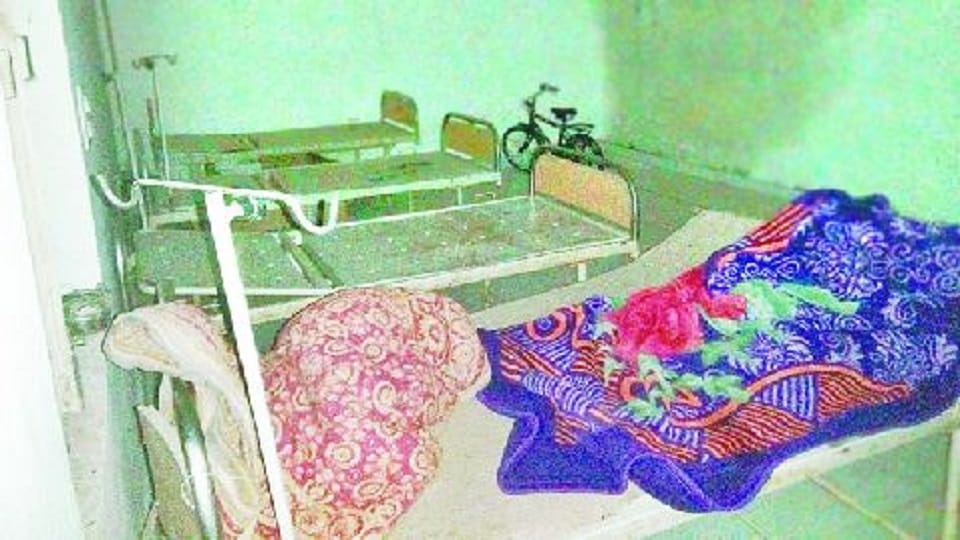 health department Big action two jholachap clinic sealed in Sikri