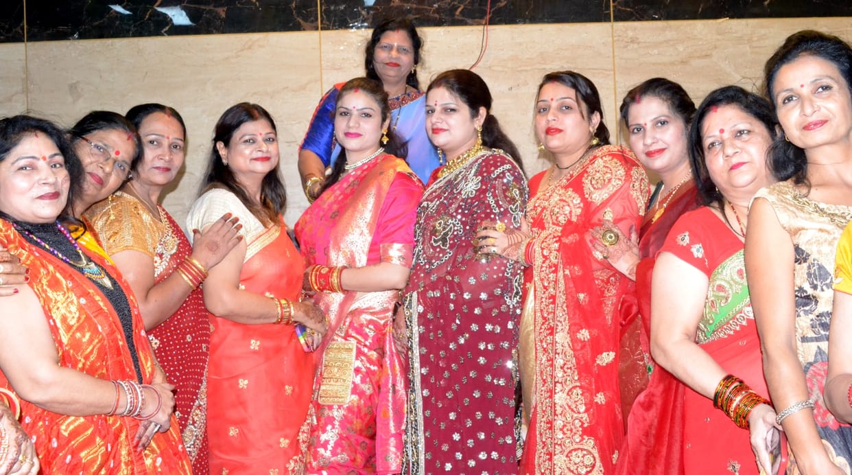 savita gupta becomes karva chauth queen
