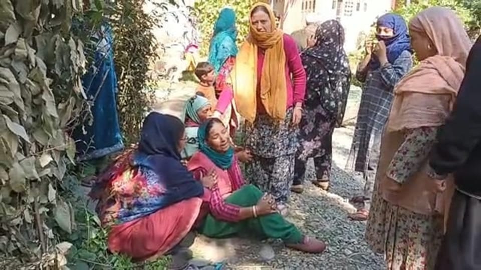 terrorist attack on kashmiri pandit in shopian south kashmir