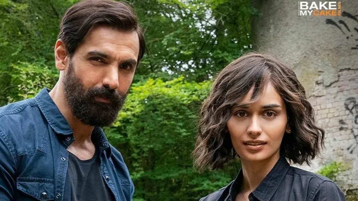 avoid clash with Ajay Devgan film Auron Mein Kahan Dum Tha release date of John Abraham movie Tehran postponed