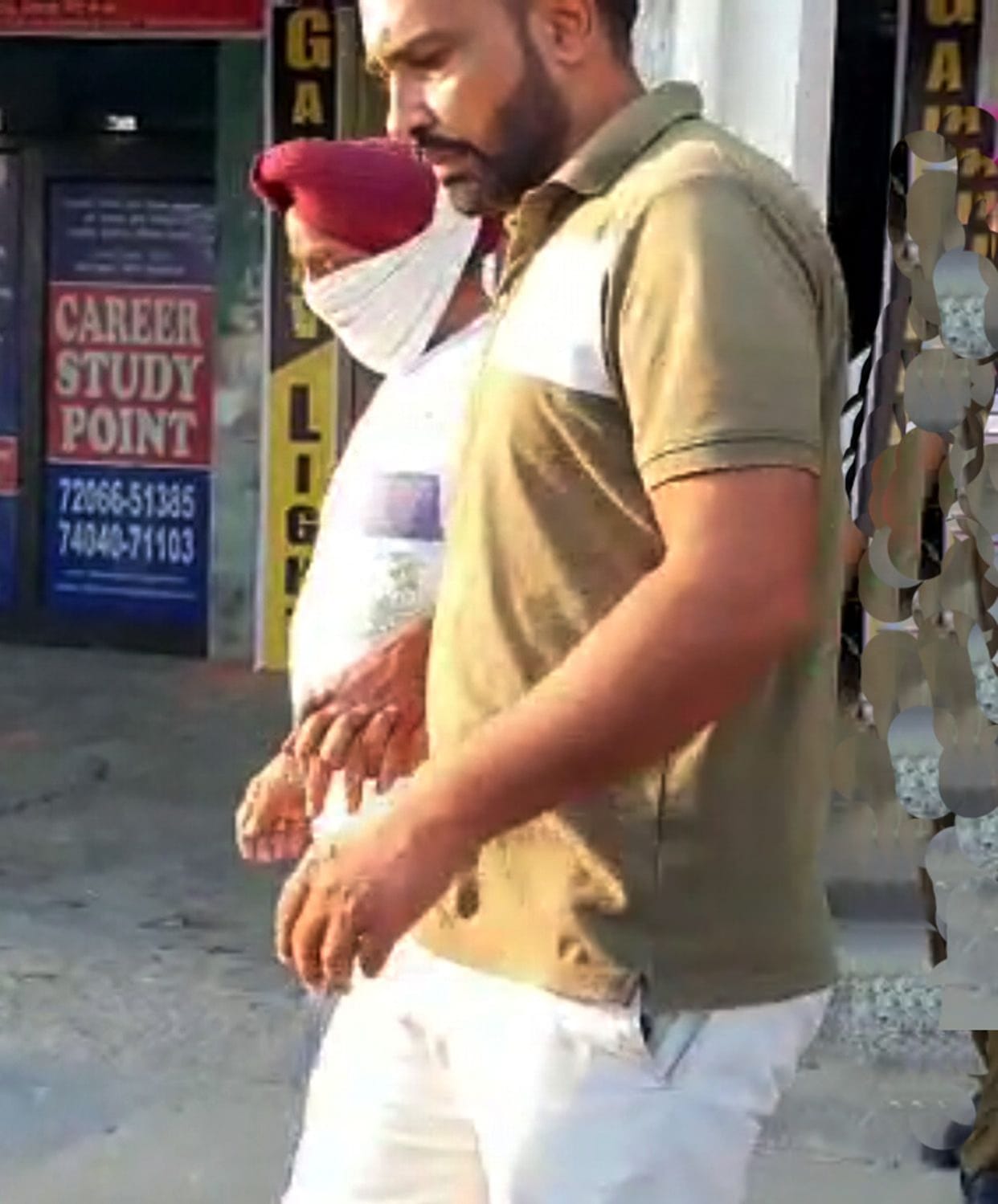 Patwari arrested for taking bribe of two and a half thousand