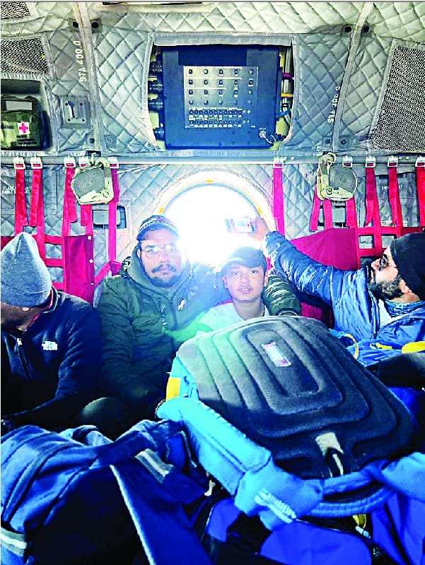 Army air lifts tourists stranded in Uttarakhand hills
