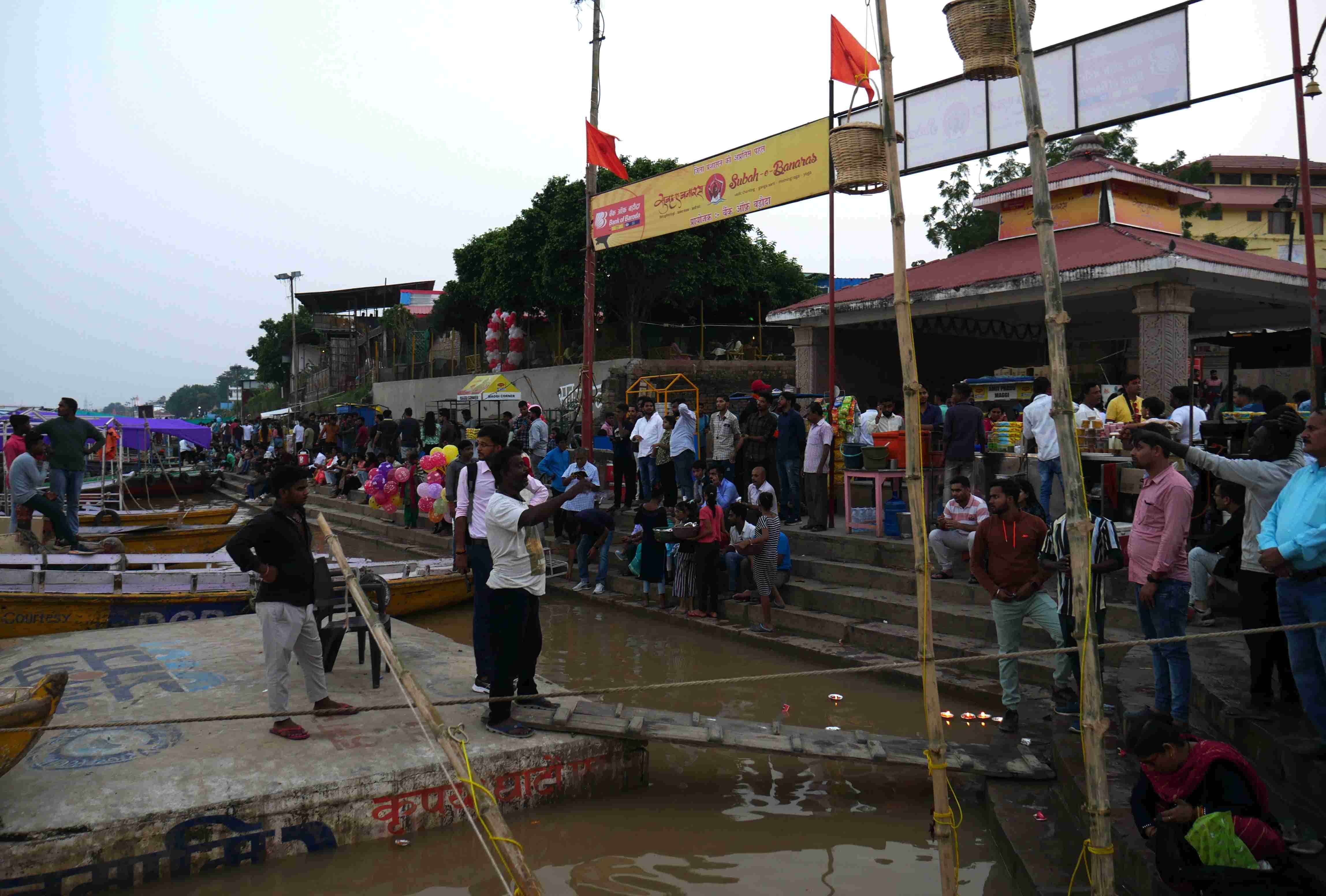 Ganga Water Level Varanasi Tension increased before Chhath puja 2022 how will festival