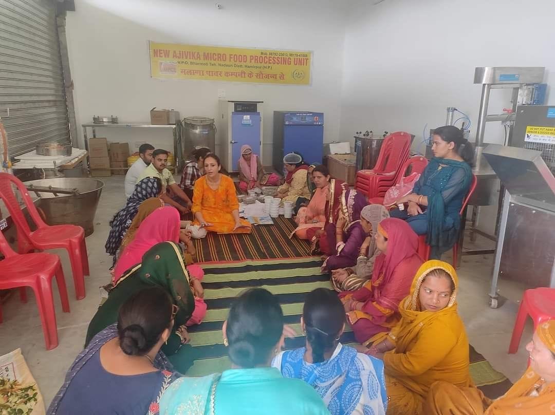 Bharmoti resident Reena Chandel became the helper of women