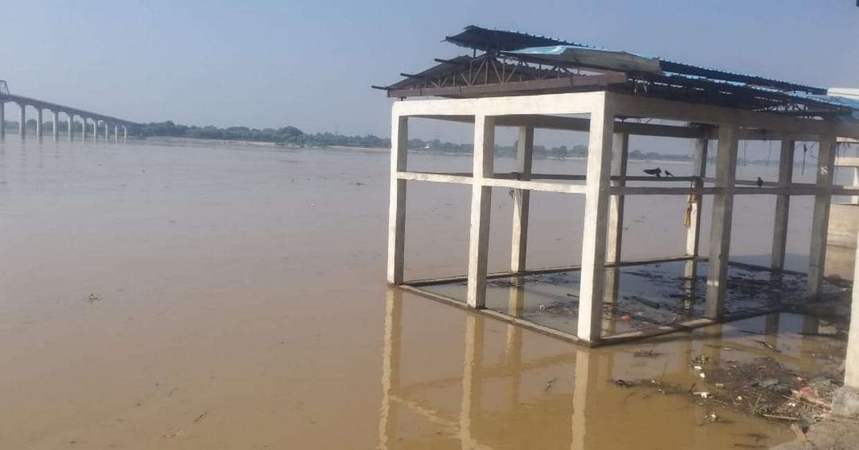 Continuous Ganga water level, uneasiness in coastal areas