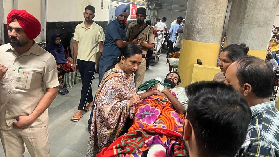 Vehicle of Punjab Minister convoy hit activa, two injured in Chandigarh