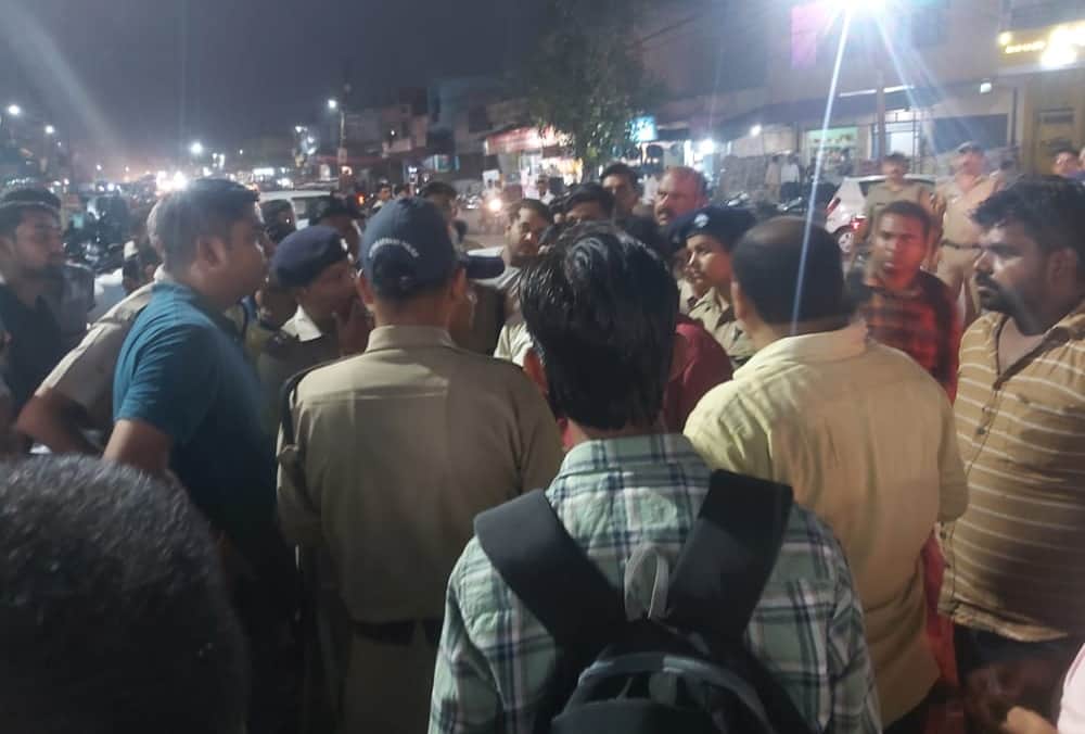 Roorkee Firing News: Sharpshooters Three miscreants from west UP Shoot two policeman in laksar photos