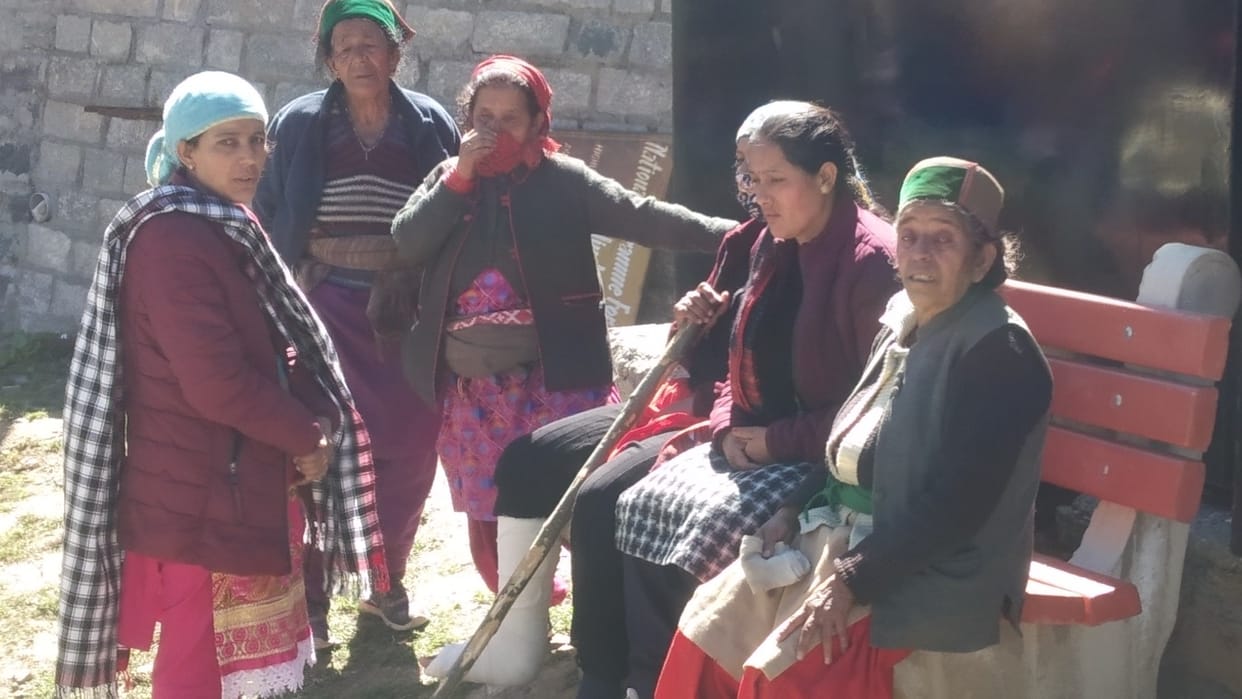 kinnaur news: blast in tunnel one majdoor died three injured