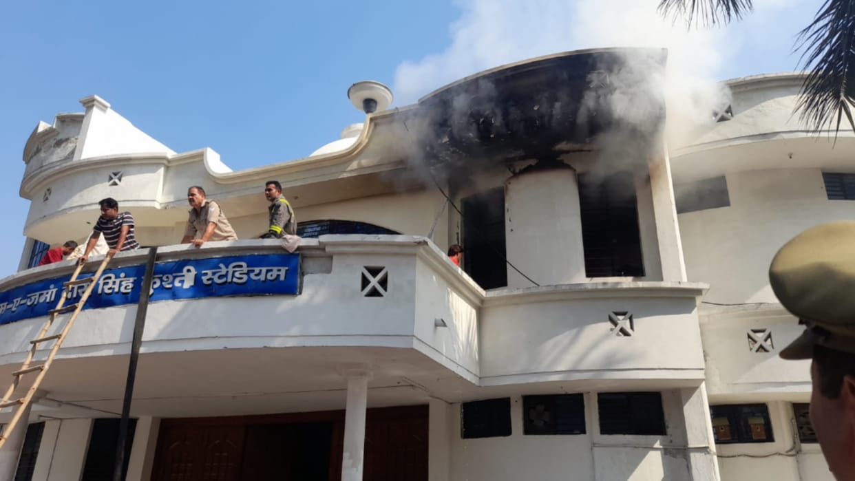 Meerut: Fire breaks out in CCSU Rustom-e-Dara Singh wrestling stadium