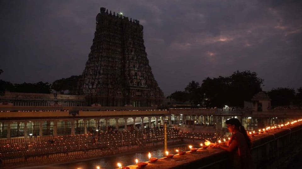 Surya grahan 2022, Tamil Nadu Madurai Meenakshi Sundaraswarar Temple closed on 25 october