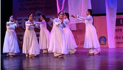 Kabir Mahotsav in varanasi Rudraksh convention centre cultural journey from Kashi to Maghar