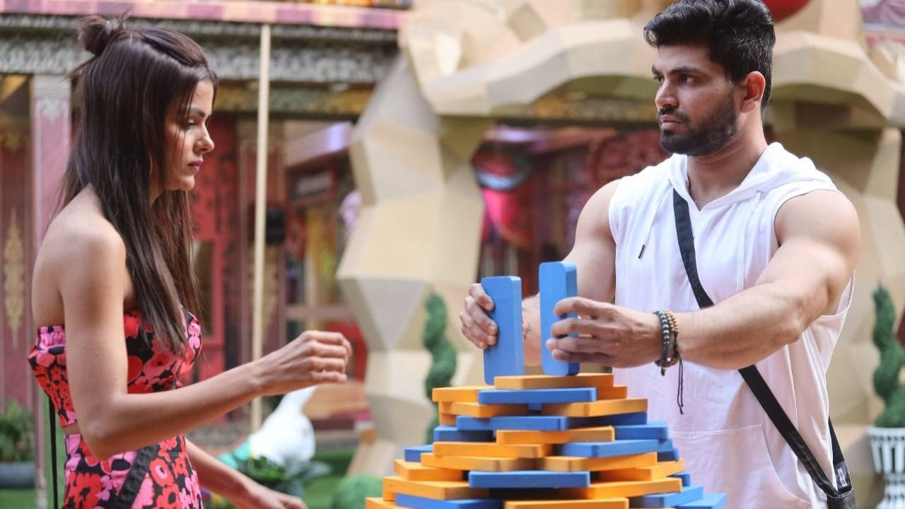 BB 16: Gautam Vig got reprimanded for spoiling the name of Bigg Boss shiv thakur becomes new captain of house