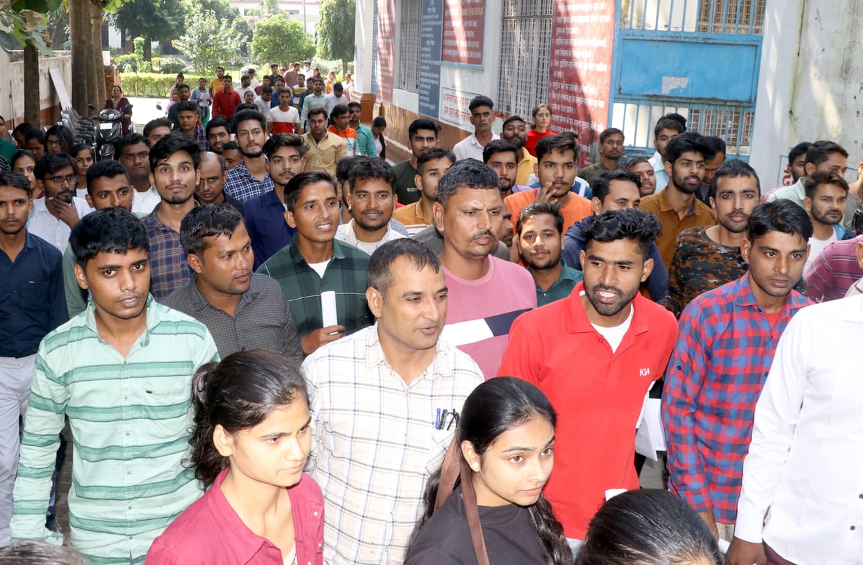 7424 candidates did not reach the exam on the second day